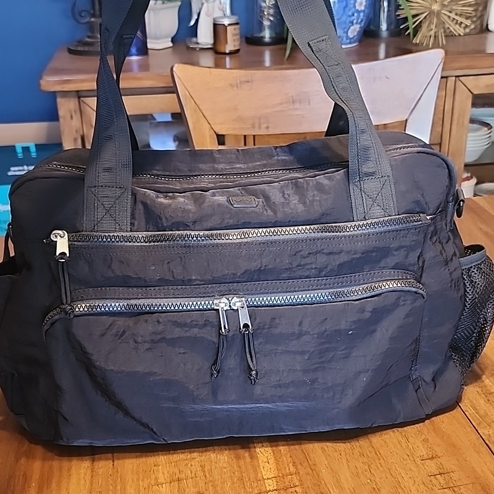 Stylish Black Duffel Bag for Women